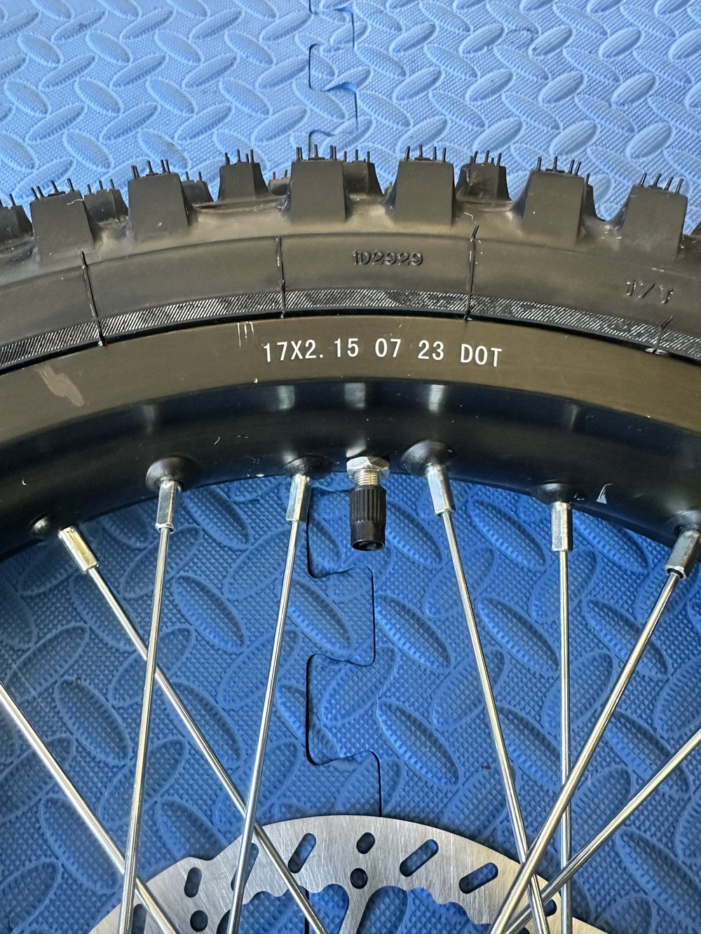 Eride 2.0 eMoto Wheel Set CST Knobby 17"/17" Front & Rear Wheel & Tire Set for Electric Dirt Bikes *Does not include rotor or sprocket* - Image 5