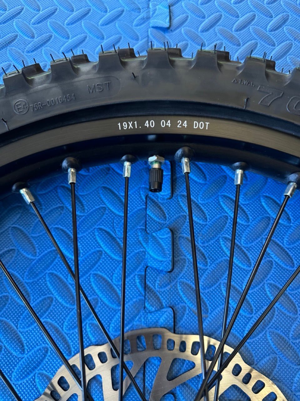 Eride 2.0 eMoto Wheel Set CST Knobby 17"/19" Front & Rear Wheel & Tire Set for Electric Dirt Bikes *Does not include rotor or sprocket* - Image 6